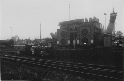 HSW 2 Jung-Rangiergerät mit RWE-Trafowagen